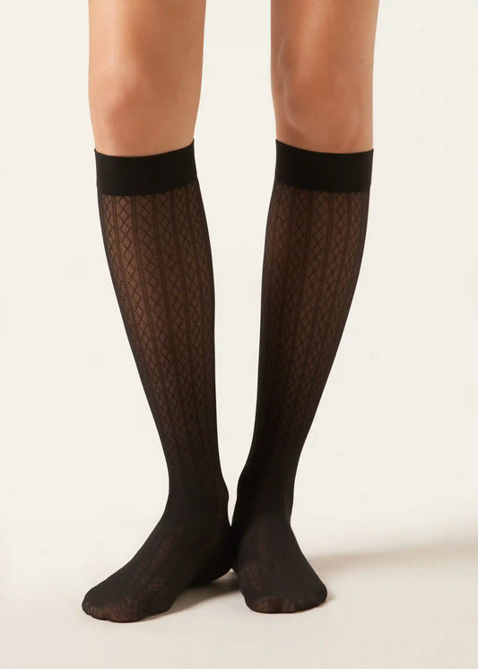 Diamond Patterned Knee-Highs