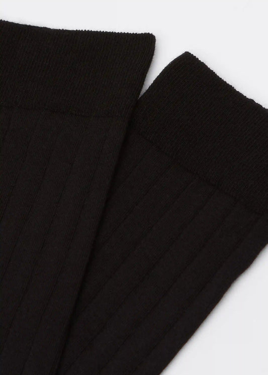 Ribbed Mid-Calf Socks
